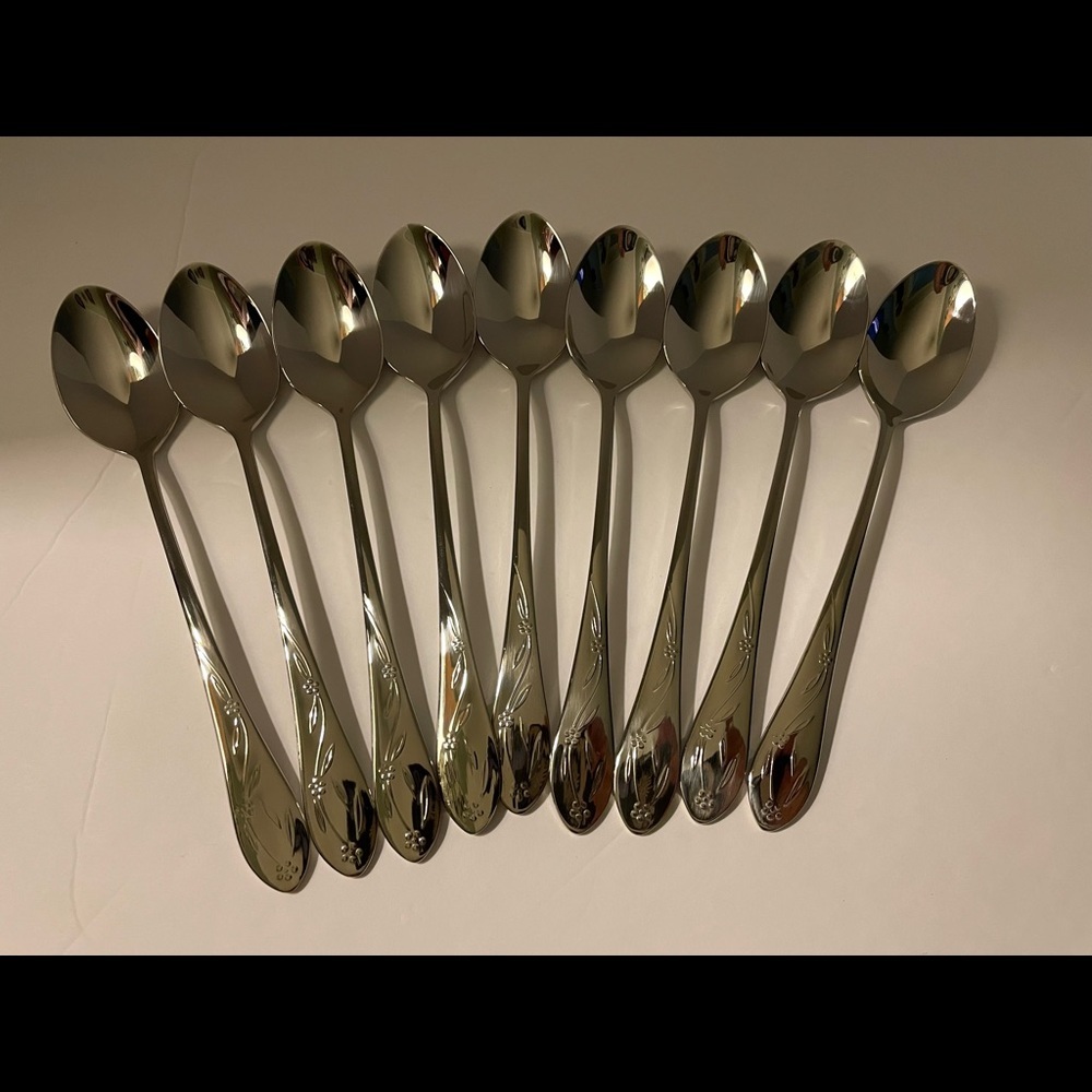 Temp-tations 9- Ice Tea Spoons 18/10 Stainless Steel Flatware NWOT